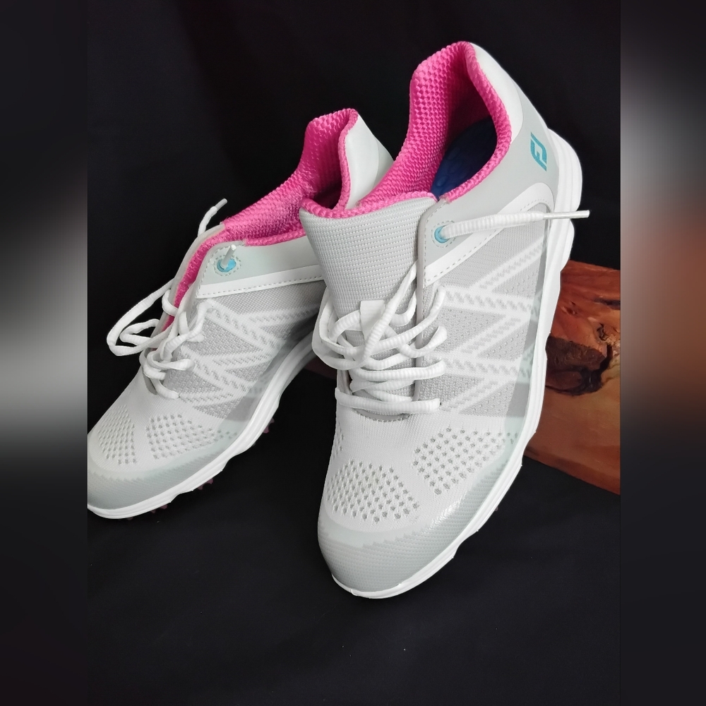 Ladies new FJ golf shoes
